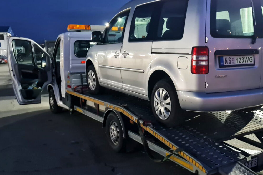 WeGo Šlep služba - šlepanje automobila, mašine, manjeg vozila, traktora