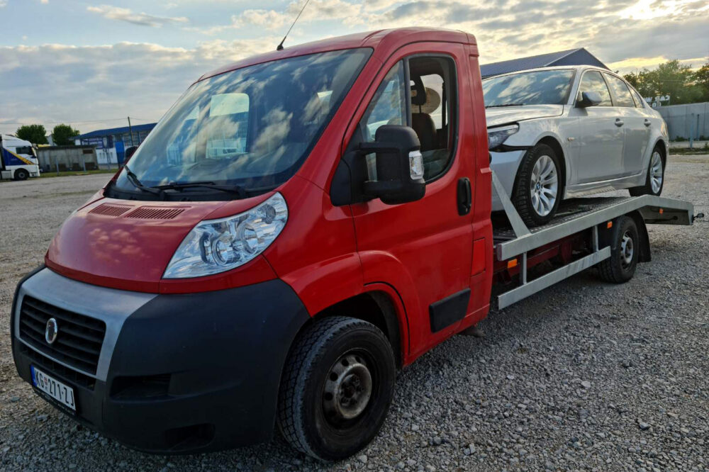 WeGo Šlep služba - šlepanje automobila, mašine, manjeg vozila, traktora